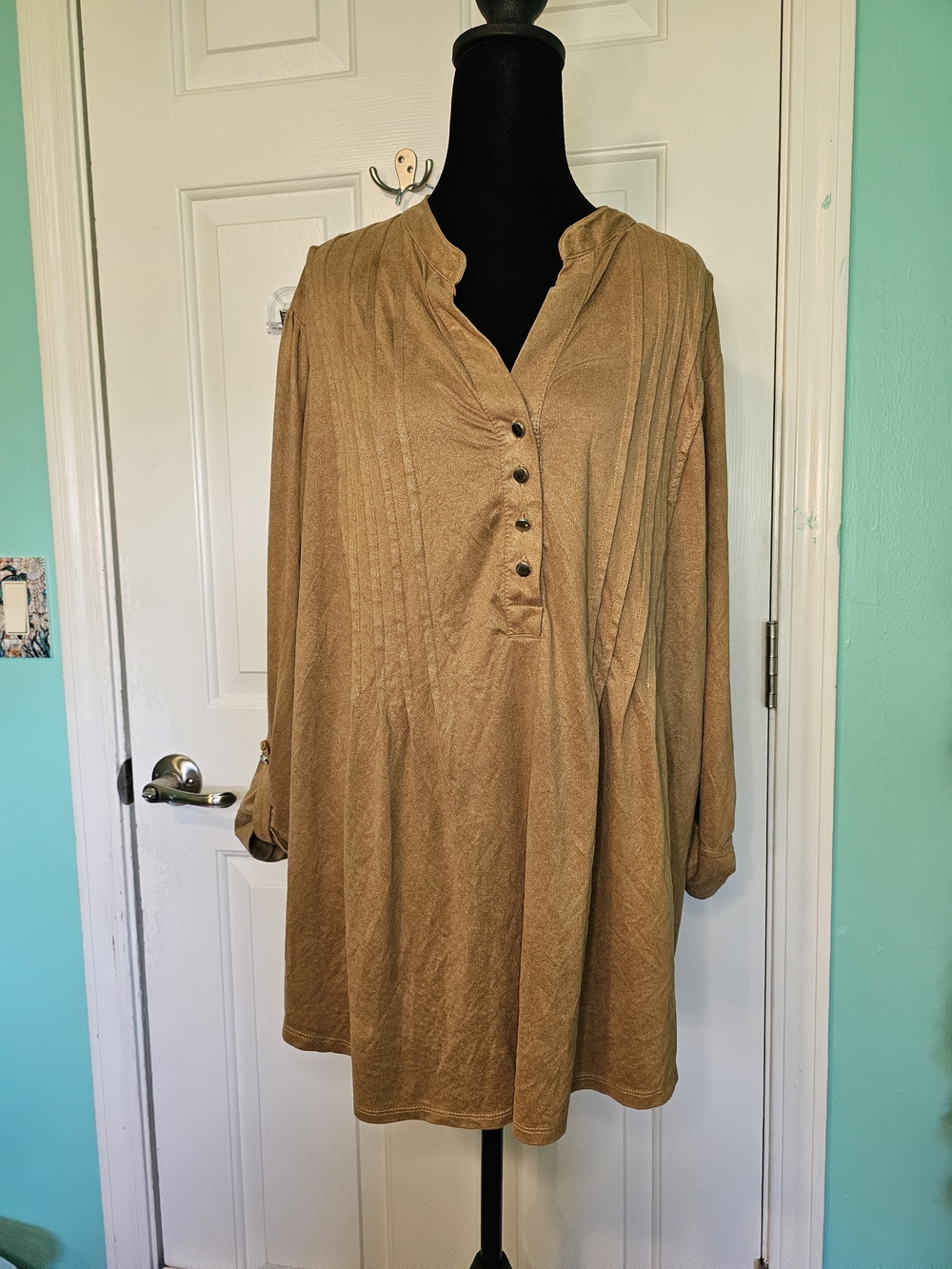 Cocomo Tan Long-Sleeve Tunic Top Women's Size 3XL